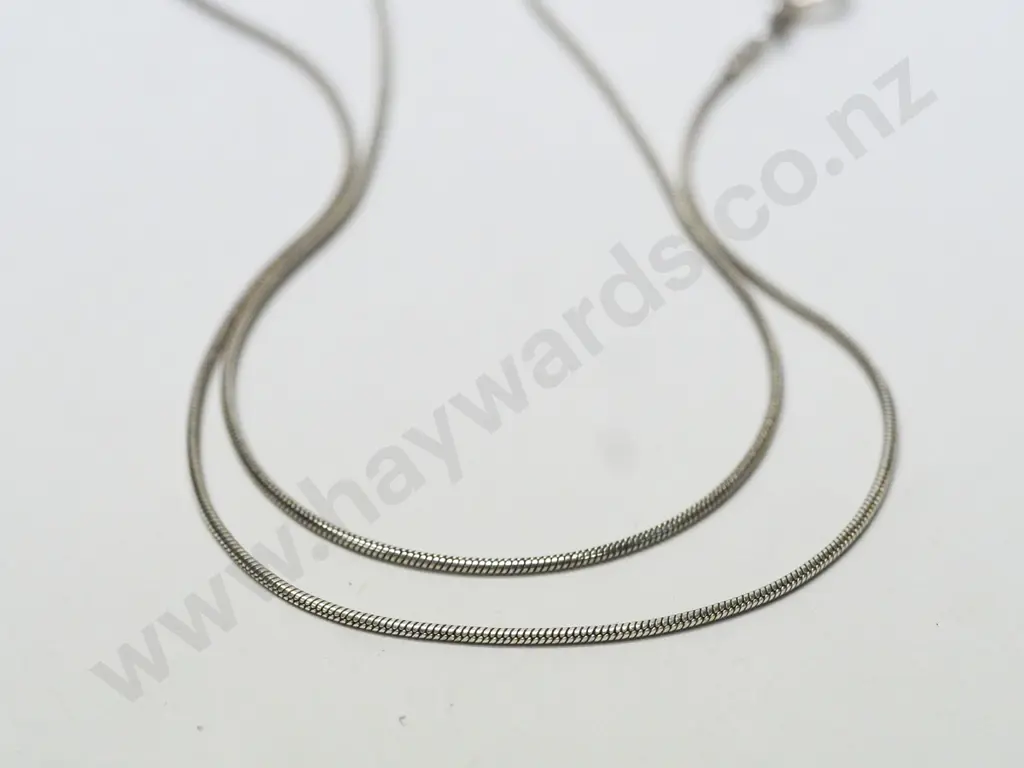 silver chain stamped 925 Image 1++