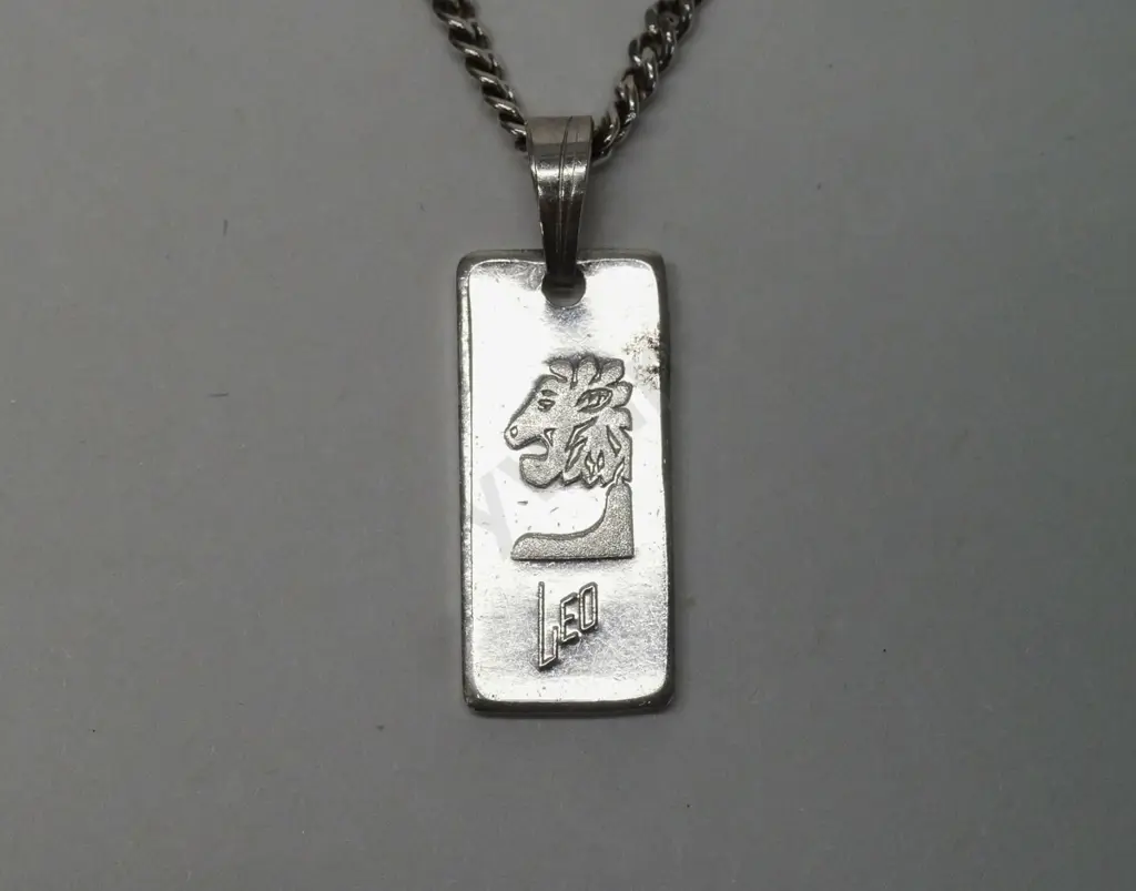 silver bullion pendant stamped 999 chain stamped Italy 925 Image 1++