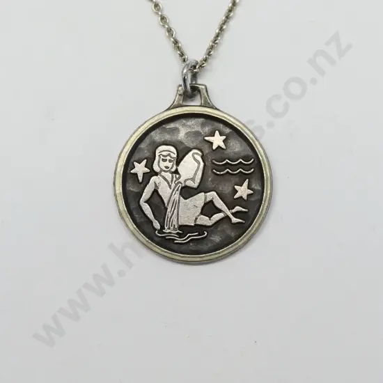 silver medalion necklace stamped sterling