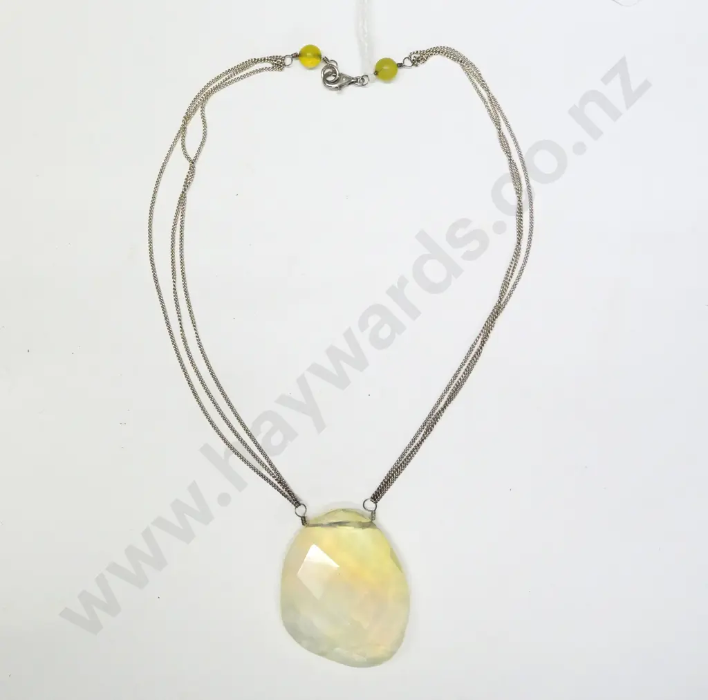 quartz pendant on silver chain stamped 925 Image 1++