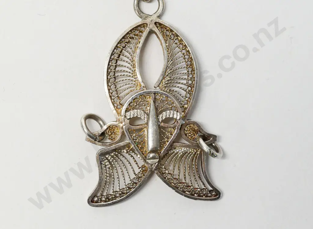 silver pendant stamped 925 Image 1++