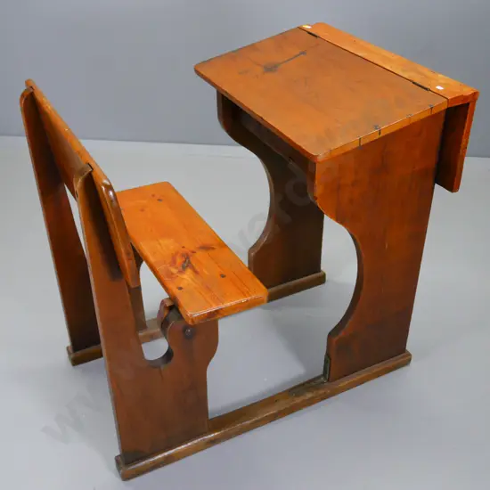 vintage one-piece slope-top school desk with tilt-up seat H-840 W-610 D-880