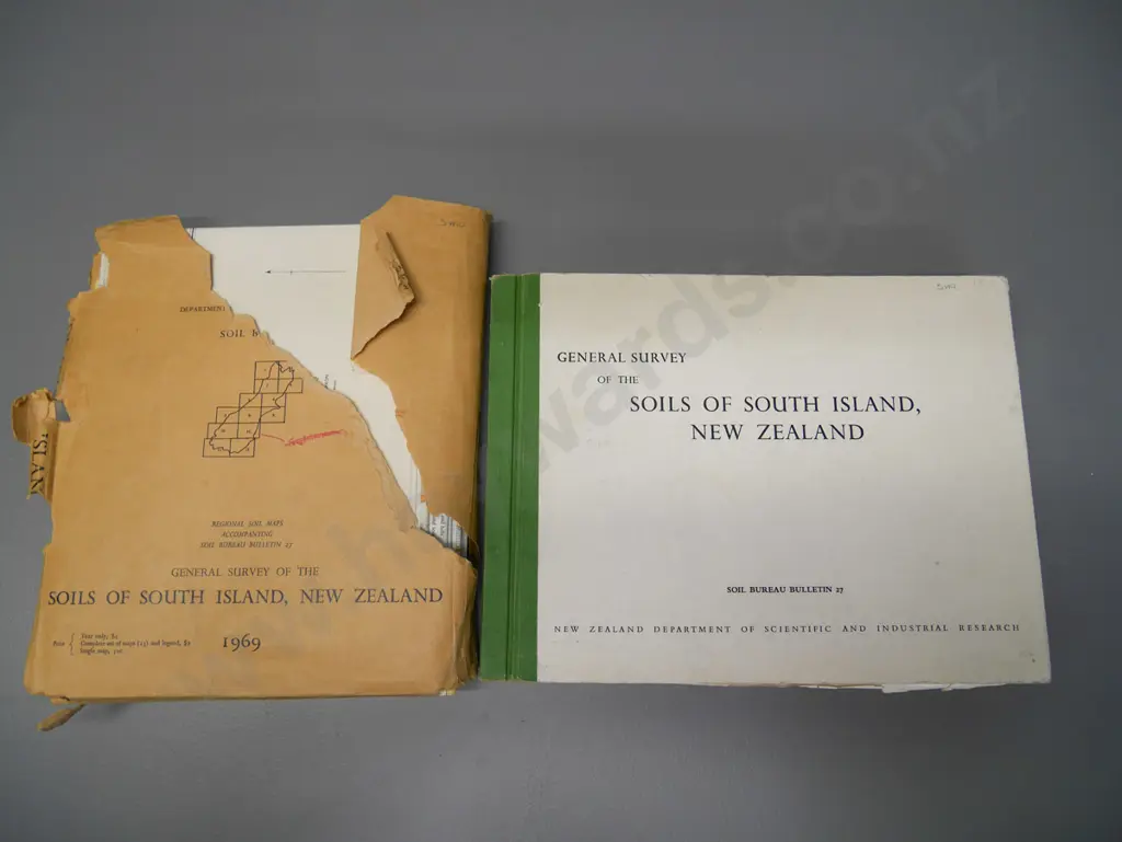 bound Soils of South Island Bulletin No 27 1968, set of survey maps of Soils of South Island 1969 Image 1++