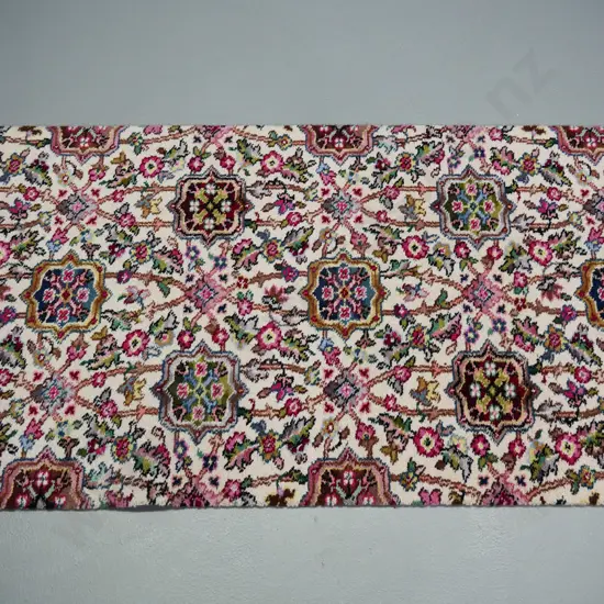 vintage Axminster carpet runner L-3940 W-690