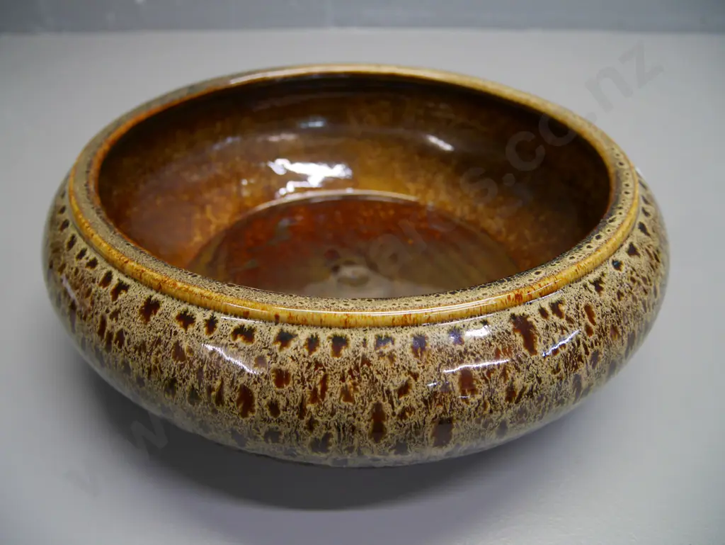 mottled glaze studio pottery bowl - Robert Gordan Australia H-100 W-300 Image 1++