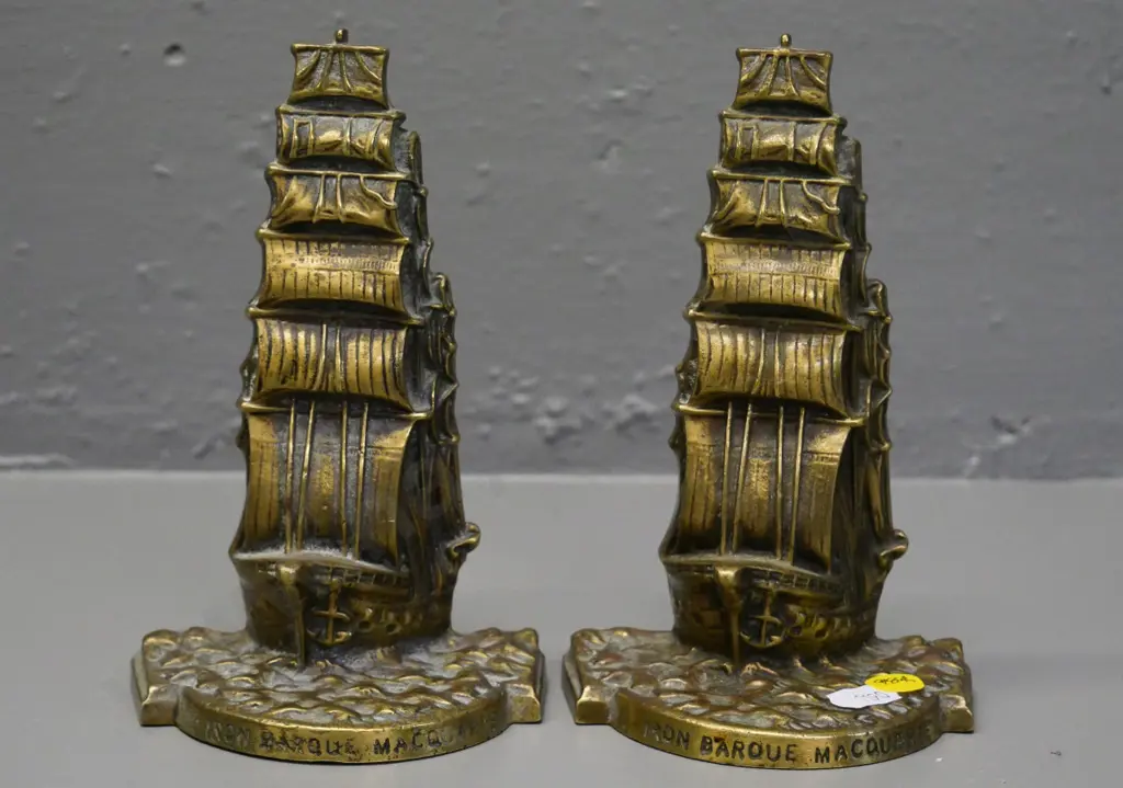pair of cast brass ship-themed book-ends - both marked 'The Iron Barque Macquarie' H-170 Image 1++