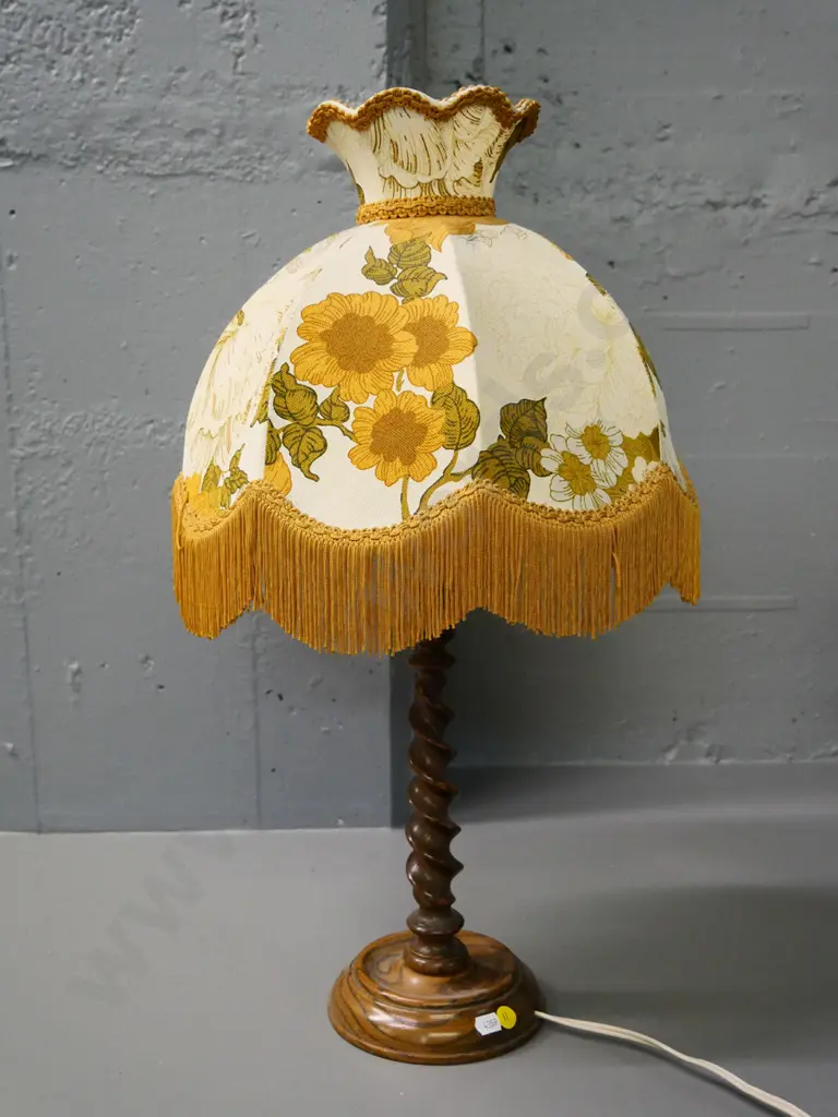 barley twist timber table lamp with retro tasselled shade H-580 Image 1++