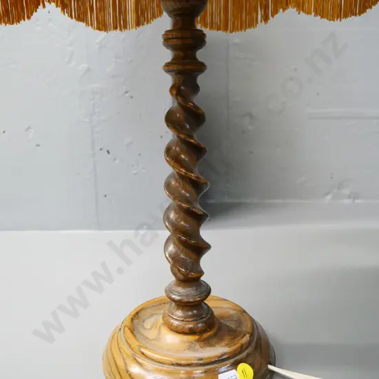barley twist timber table lamp with retro tasselled shade H-580