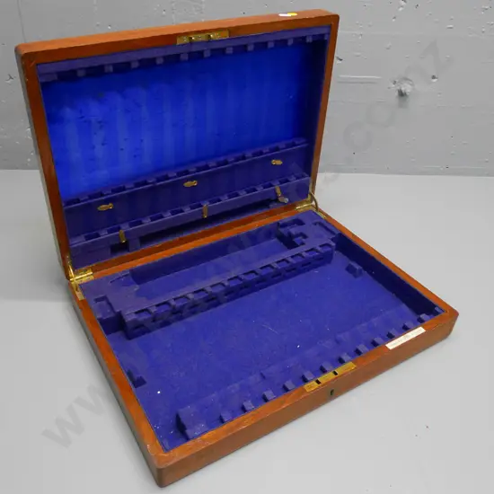 oak cutlery box with brass presentation shield 1909, H-90, W-460