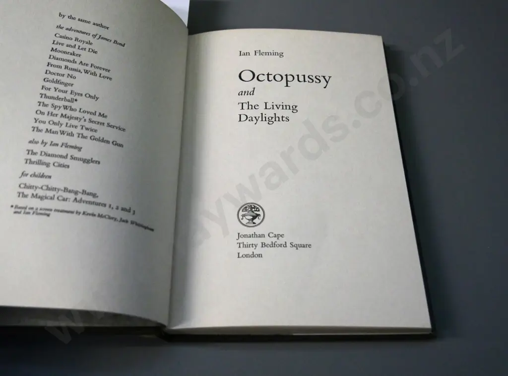 Ian Fleming - Octopussy & The Living Daylights - first edition, 1966 Image 1++