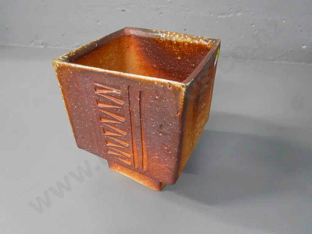 NZ hand potted slab vase, H-160, W-130 Image 1++