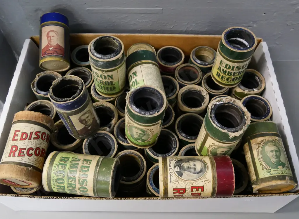 large assortment of Edison wax cylinder recordings - some damaged, some cardboard cases very poor Image 1++