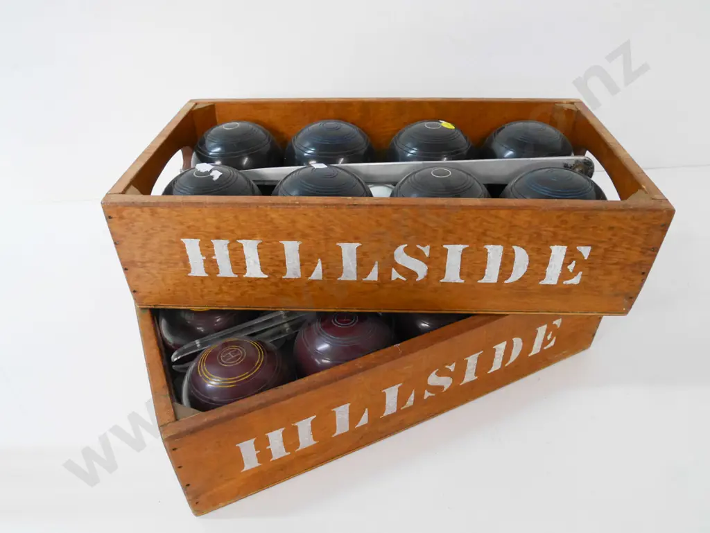 2 boxed Hillside workshop sets of indoor bowls with measurers Image 1++