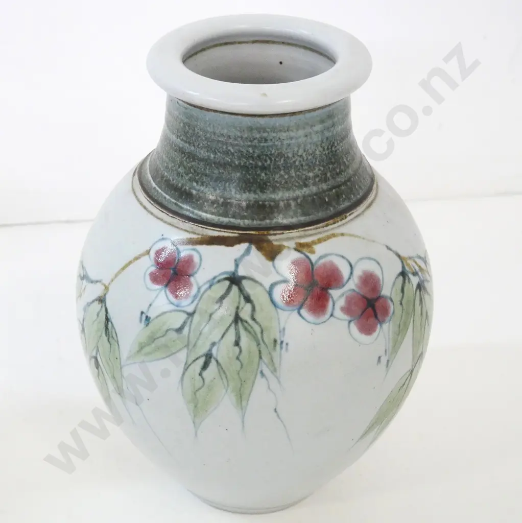 Neil Grant pottery vase H-300 Diameter approx. 250 at widest Image 1++