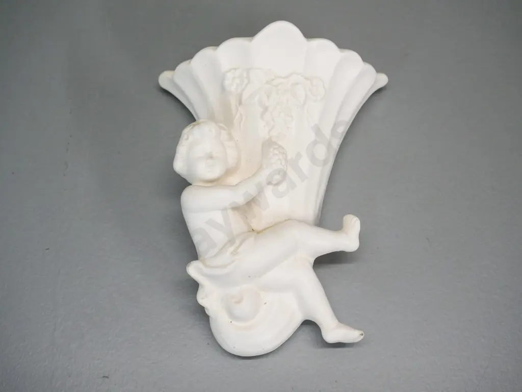 matte finish cherub figure wall pocket vase H-190 W-150 at top Image 1++