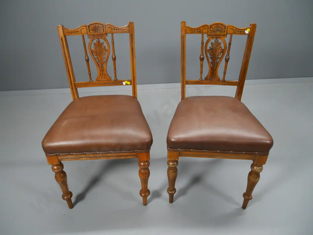 pair of Edwardian carved-back dining chairs with leather seats H-830 W-470 D-420 Image 1++