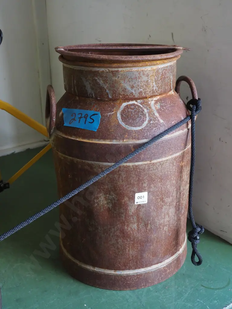 rusty milk pail Image 1++