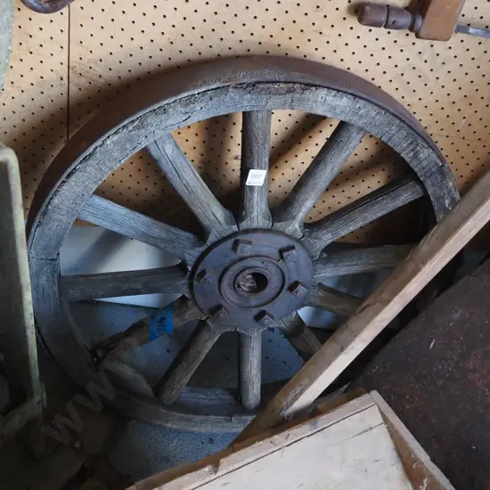vintage wooden spoked wheel Diam560