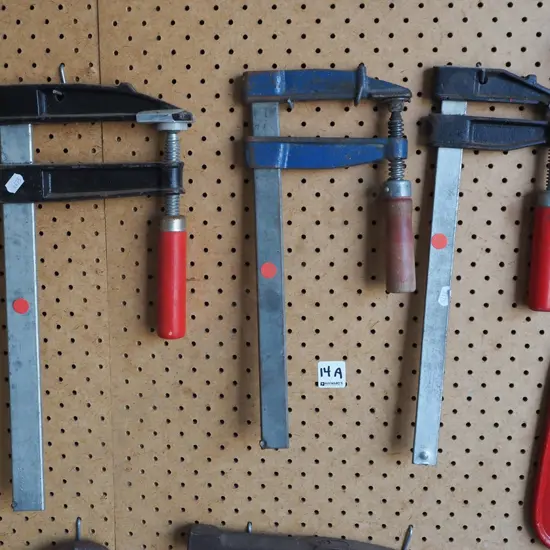 3x F clamps - red dots