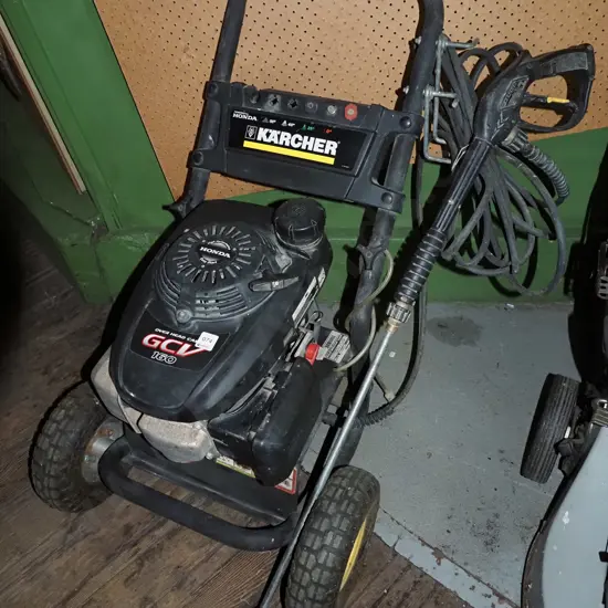 Karcher 4 stroke water blaster