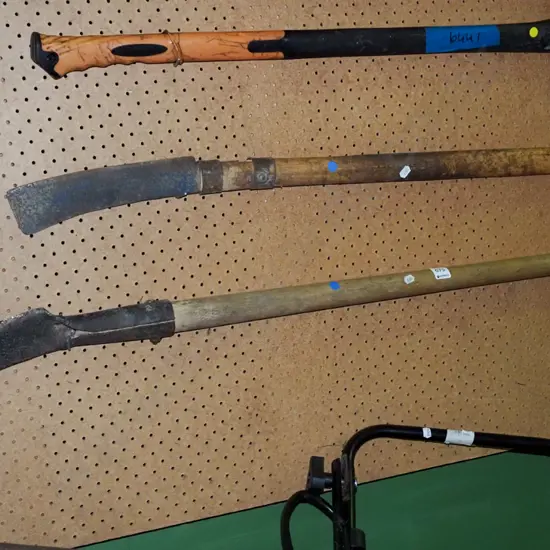 2x garden slashers - blue dots