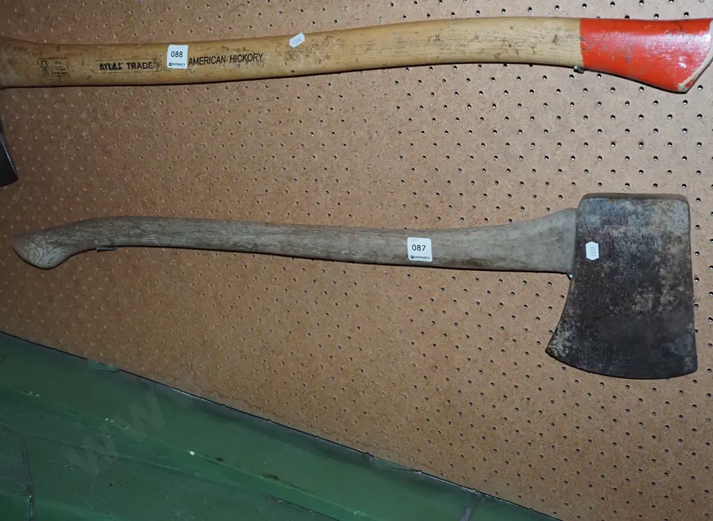 vintage axe Image 1++