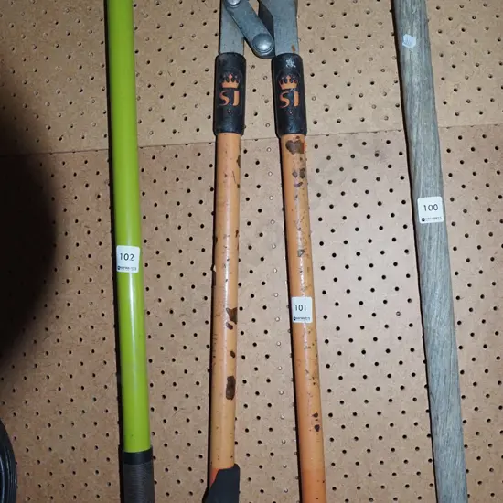 garden loppers