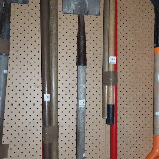 small garden spade