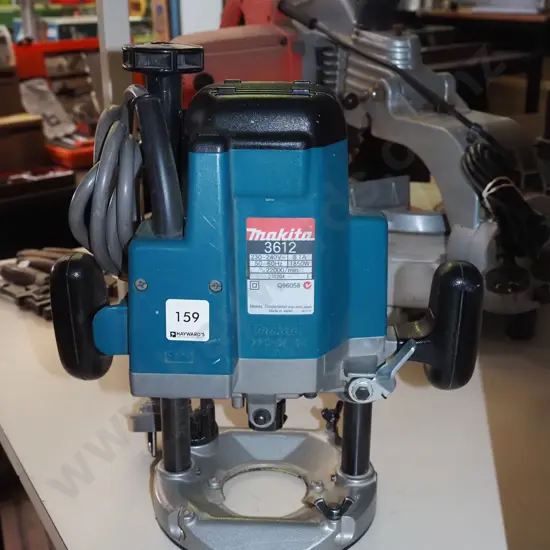 Makita 3612 plunge router