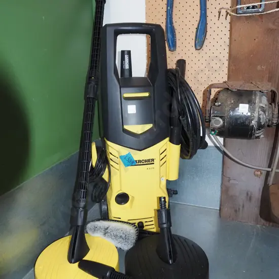 Karcher pressure washing with attachments