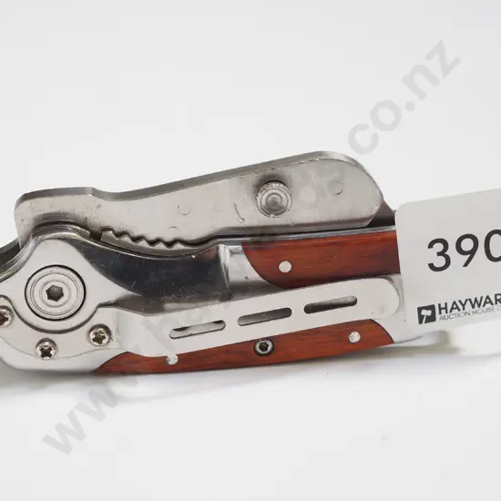 pocket knife