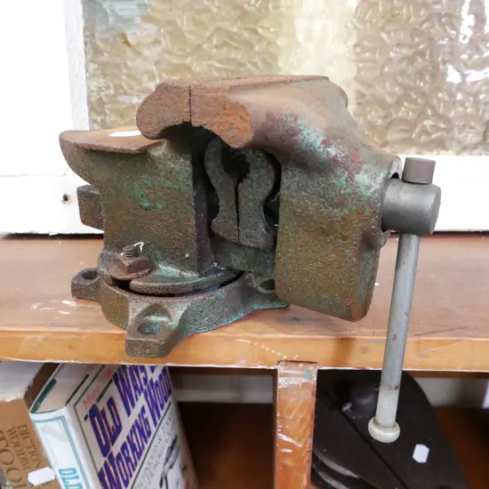 engineer's vice