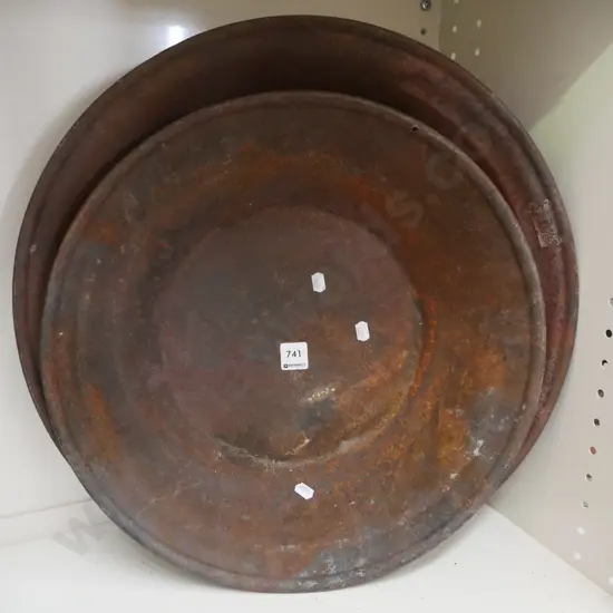 2x rusty gold pans
