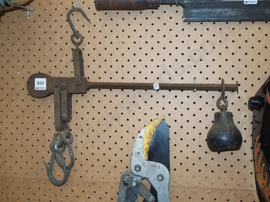 vintage sack scales Image 1++
