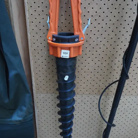 plastic screw down umbrella holders