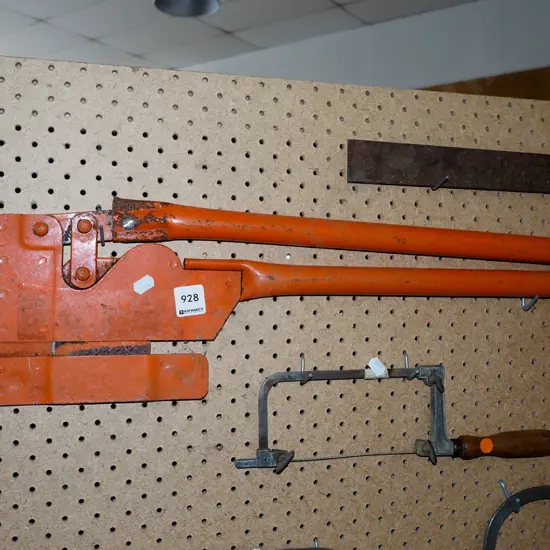 fibreboard cutter