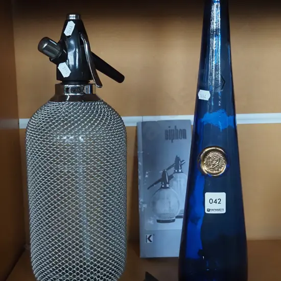 soda syphon, tall blue glass bottle H400
