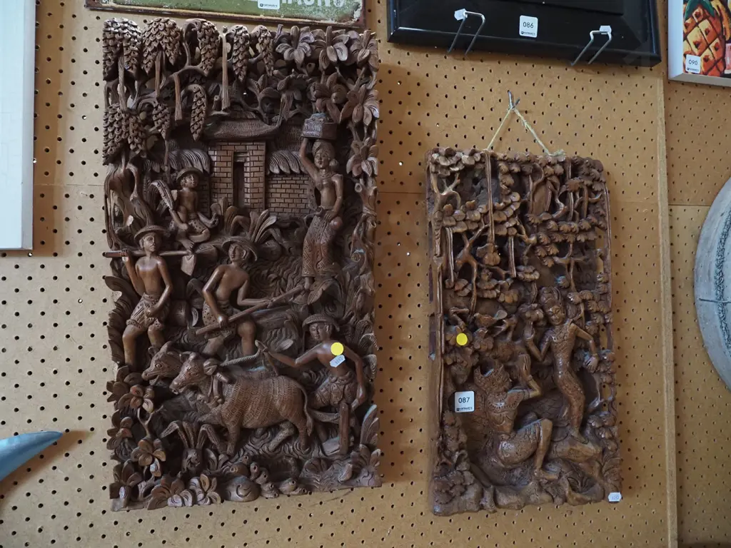 2x intricately carved Asian wooden panels Largest H510 W290 Image 1++