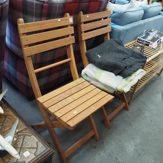 2x wooden foldaway outdoor chairs