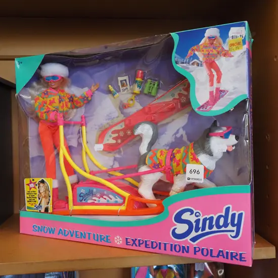 boxed as new Snow Adventure Expedition Polaire Sindy