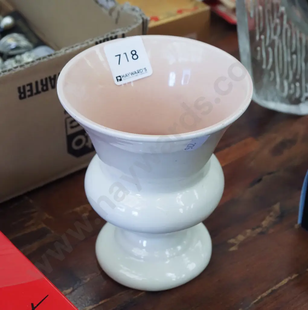 small OC Stephens vase - chip H130 Image 1++