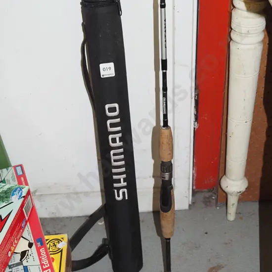Shimano 4 piece fly fishing rod and holder - tip needs repair