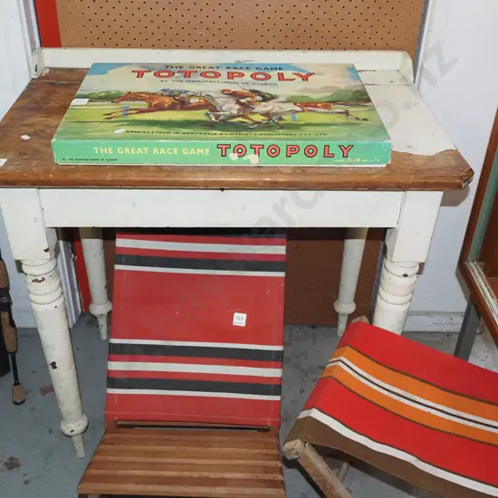 colonial turned leg old school desk H760 W800