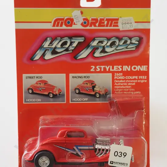 box; diecast 1932 Ford coupe Hot Rod