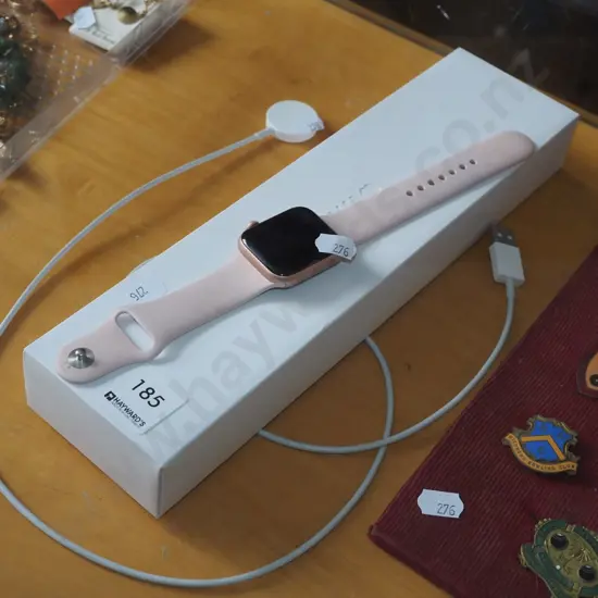 apple series 6 smartwatch