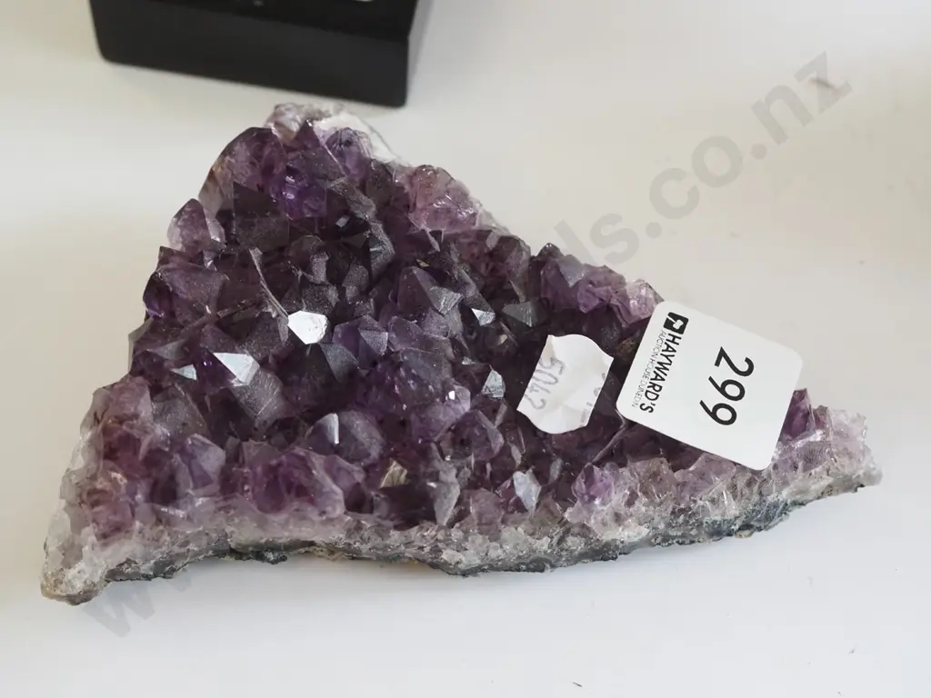 gemstones Image 1++