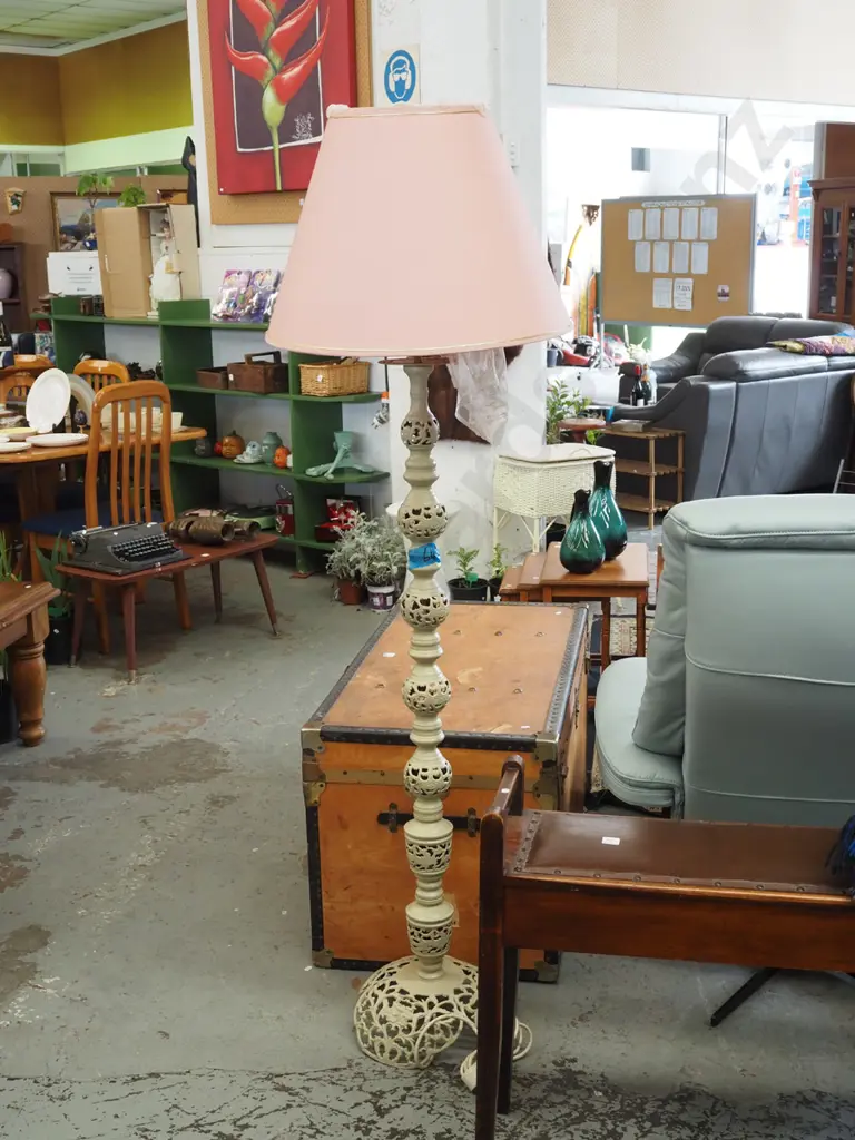 hand painted metal bases standard lamp Image 1++