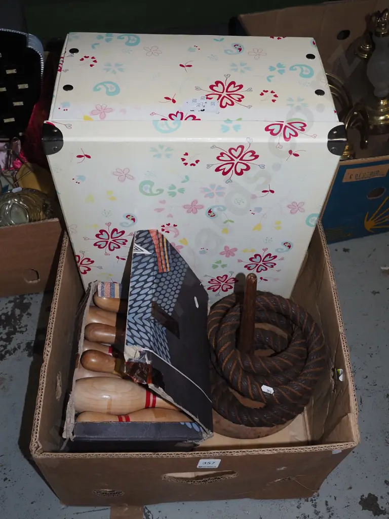 box; quoits game, skittles, storage box Image 1++