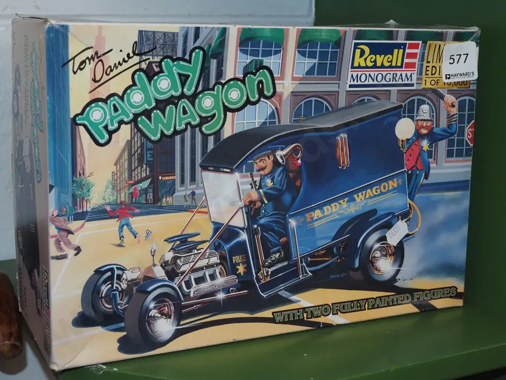 yet to be assembled scale model of HotRod paddy wagon Image 1++