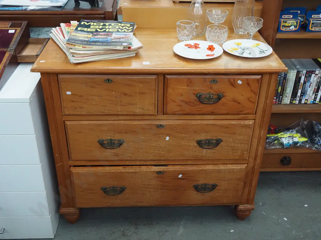 mixed timber/kauri restorer's Edwardian 4 drawer chest H900 W990 D480 Image 1++